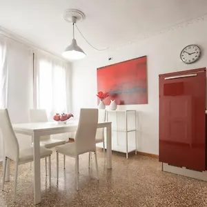 Apartment Santa Maria Formosa Terrace R&r, Venice
